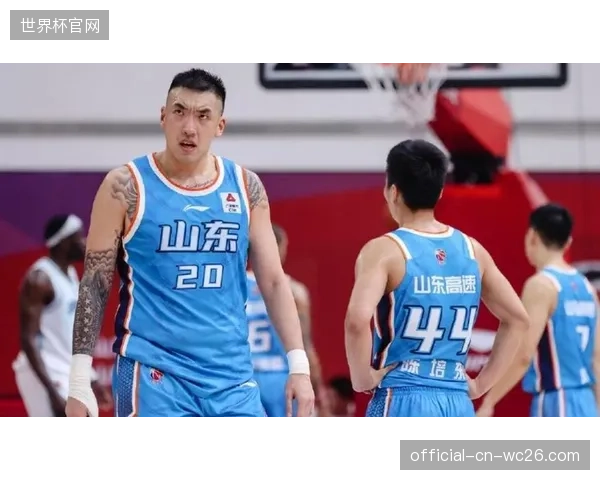 山东队两大核心陶汉林与高诗岩均面临续约，球队新赛季阵容稳定性存疑。