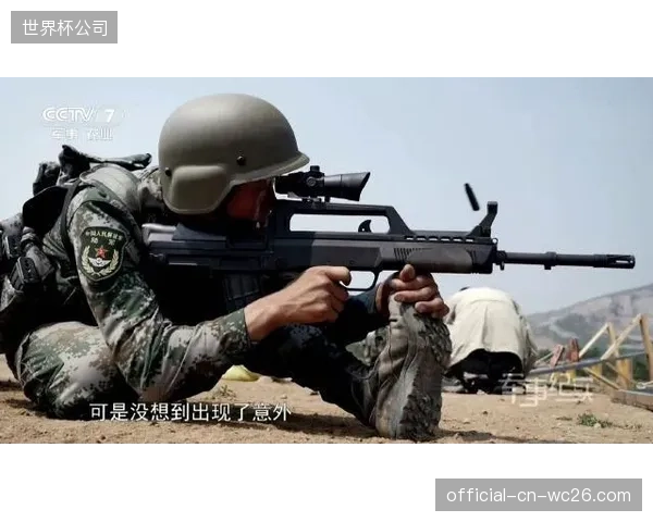 后防线个人能力为激进战术托底,阿劳霍的大范围扫荡是高位压迫成功的关键保障。 后防线个人能力为激进战术托底,阿劳霍的大范围扫荡是高位压迫成功的关键保障。